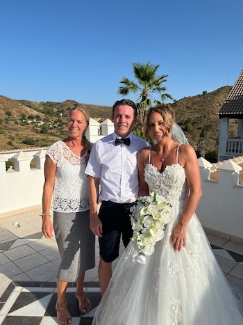 get married in spain, award winning celebrant